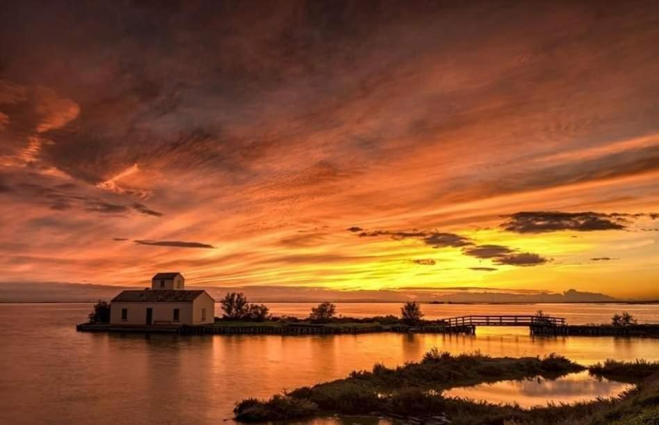 I Trepponti Acomodação com café da manhã Comacchio Exterior foto